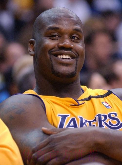 单场25分+13板+100%命中率有多难？现役仅6人做到，一超巨砍40+30